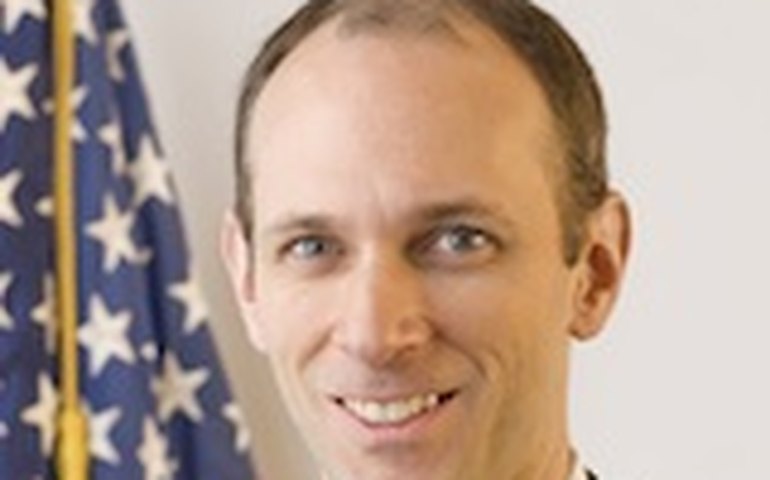 Fed: Goolsbee diz que corte de juros em setembro 'não é uma certeza' e evita descartar recessão