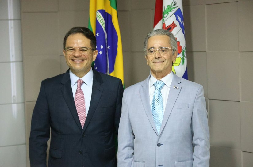 Na Assembleia Legislativa, governador em exercício reforça importância da cooperação institucional