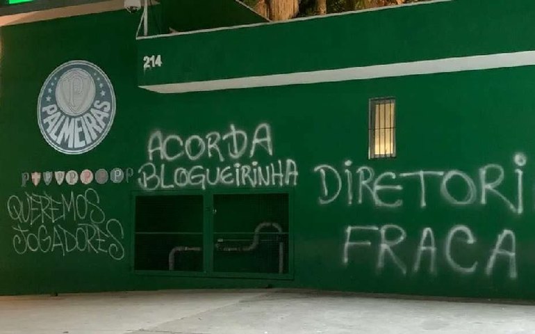 Palmeirenses que picharam o clube serão indiciados e vão pagar custos da pintura