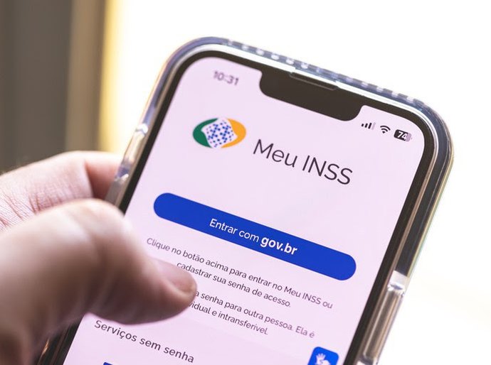 Descontos não autorizados já podem ser contestados via Meu INSS ou ligação para 135