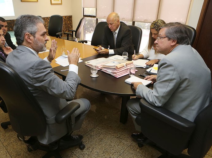 Propostas para aumentar a segurança de magistrados são discutidas no TJ