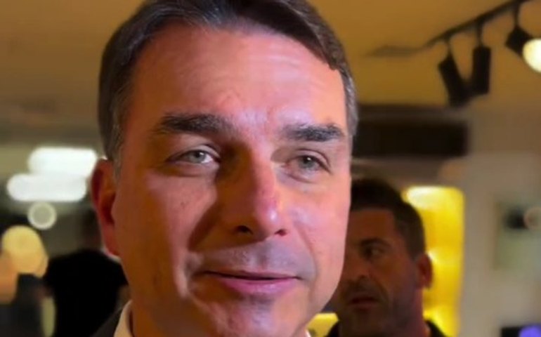 Datafolha: 10% votariam em branco ou nulo em eventual 2º turno entre Lula e Flávio Bolsonaro