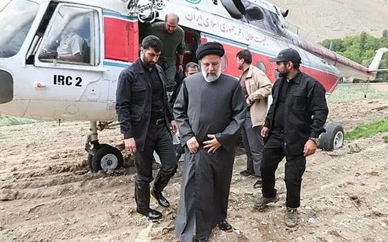 helicóptero levava presidente Raisi e ministros antes de 'incidente'