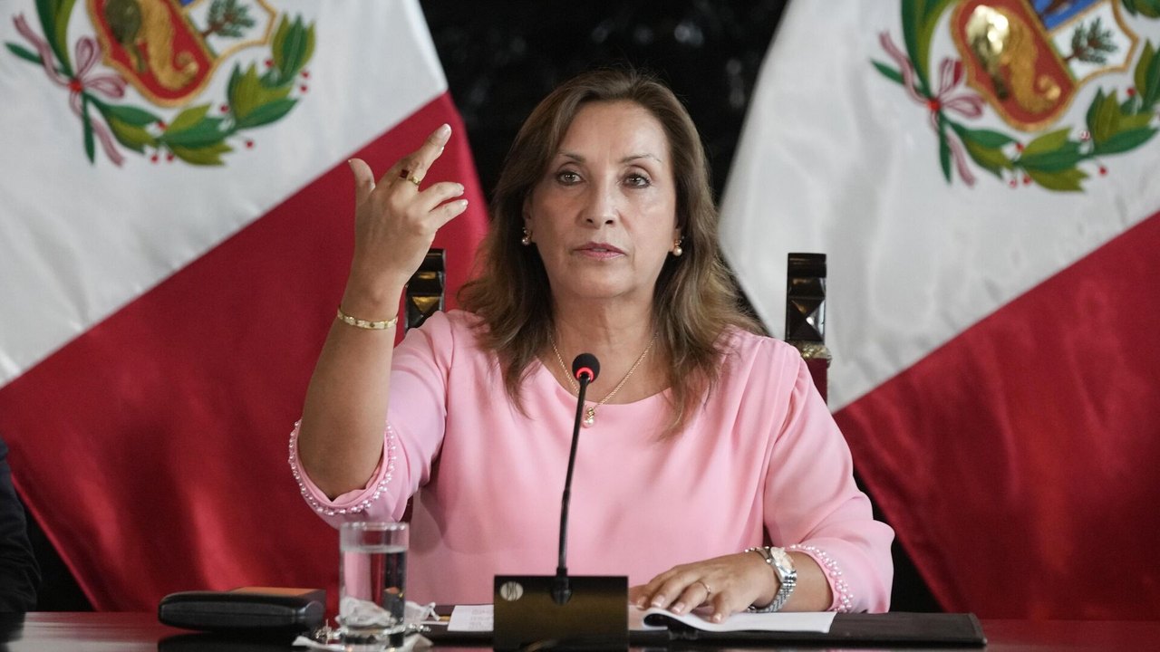 Presidente do Peru convoca eleições gerais para abril de 2026