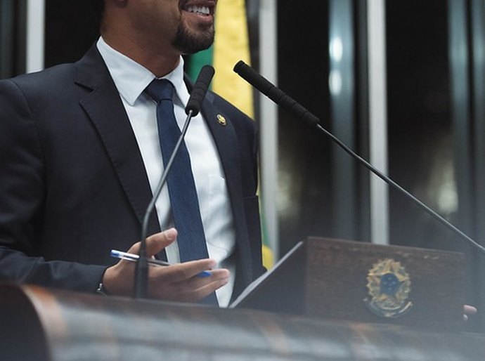 Pelo segundo ano consecutivo, Rodrigo Cunha é o único senador alagoano indicado no Prêmio Congresso em Foco