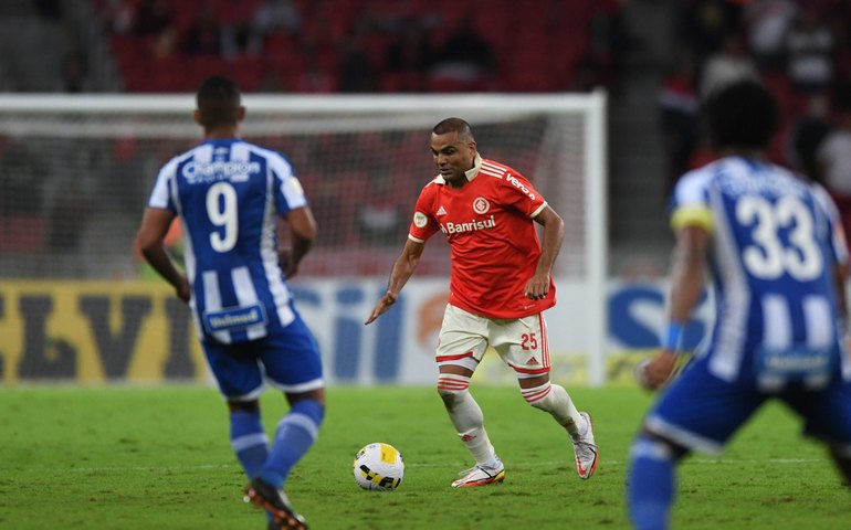 Inter esbarra na defesa do Avaí e apenas empata em 1° jogo de Mano no Beira-Rio