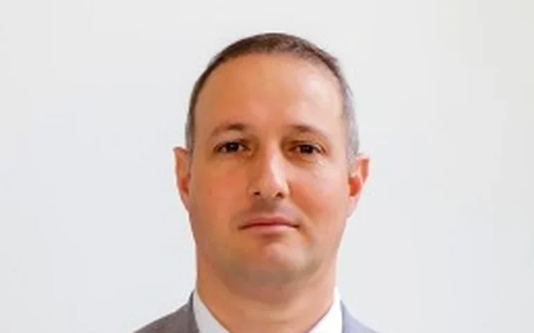 PL Antifacção: 5ª versão de Derrite mantém tipificação de organização 'ultraviolenta' e ajusta regras sobre bens apreendidos