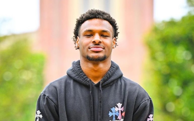 'Tem um médico no local? Não': áudio revela pedido de socorro a filho de LeBron James