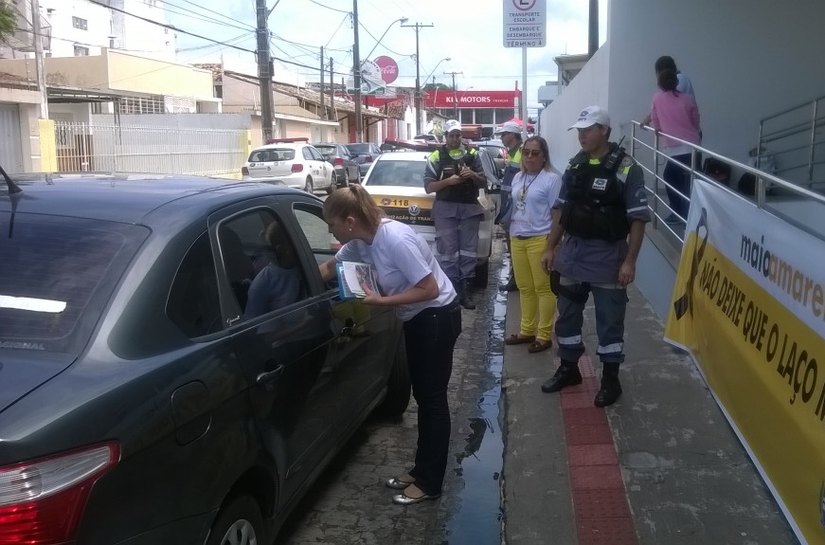 Maio Amarelo: Prefeitura de Maceió realiza ação no bairro Farol