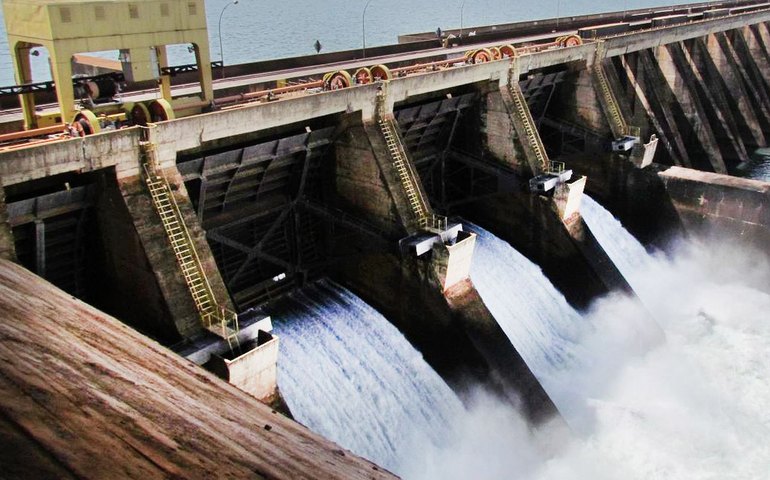 Fluxo de água em hidrelétricas pode ter 2º pior setembro em 94 anos, e governo adota medidas para garantir fornecimento de energia