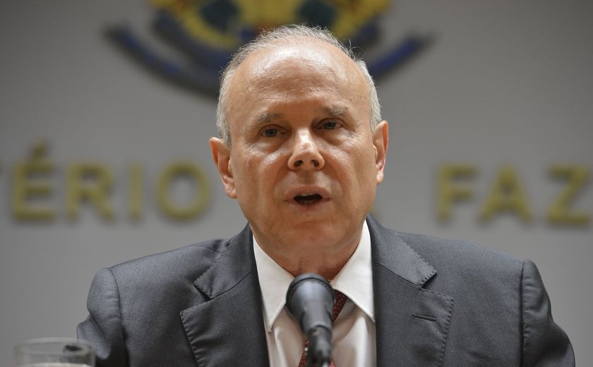 Eletrobras diz ter recebido ofício do MME sobre desistência de Mantega a conselho fiscal