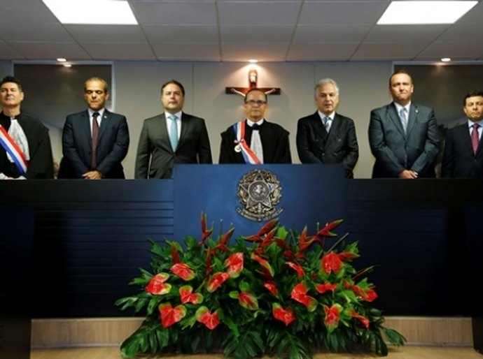 Governador participa da entrega de honraria da Justiça do Trabalho