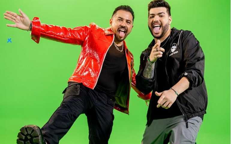 Xand Avião e Kadu Martins relançam o hit “Novinha do Onlyfans”