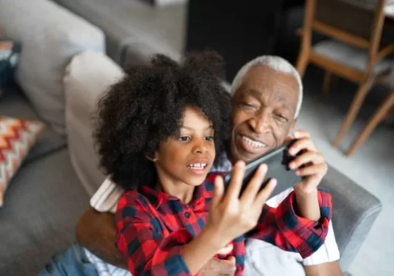 Jogos eletrônicos melhoram a memória de idosos. Saiba como escolher