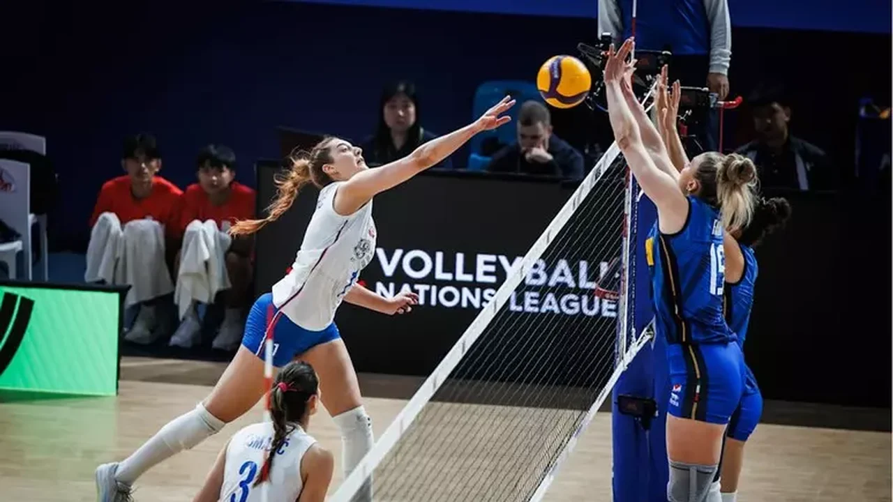 Itália sofre reação da Sérvia, mas vence 5ª partida na Liga das Nações Feminina