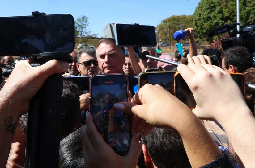 “Suprema humilhação”, diz Bolsonaro sobre tornozeleira eletrônica
