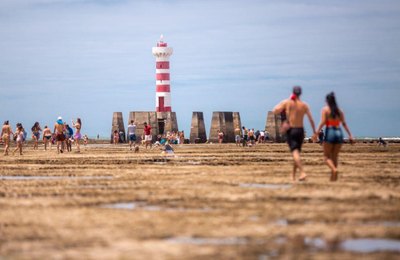 JHC comemora resultados do turismo em Maceió, a cidade mais procurada do Brasil