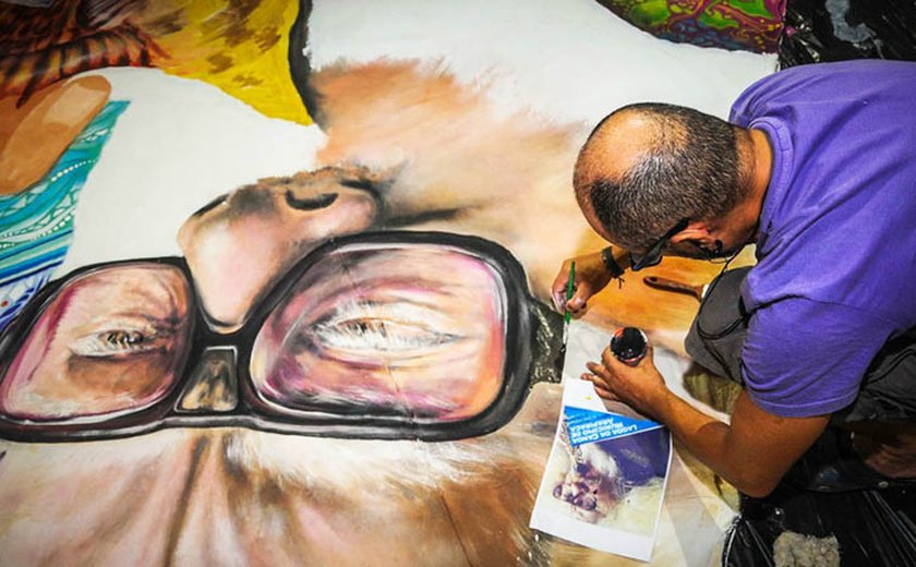 Artistas alagoanos finalizam telas do Projeto Velas Artes em Maceió
