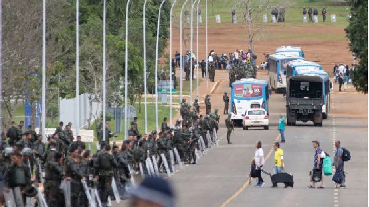 Portaria autoriza mobilização de PMs de vários Estados para atuar no DF