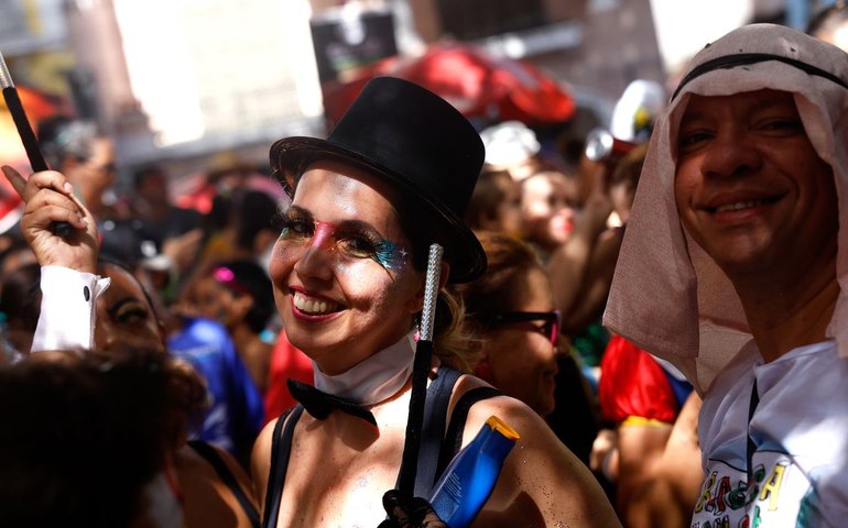 Carnaval não oficial abre pré-folia neste domingo no Rio