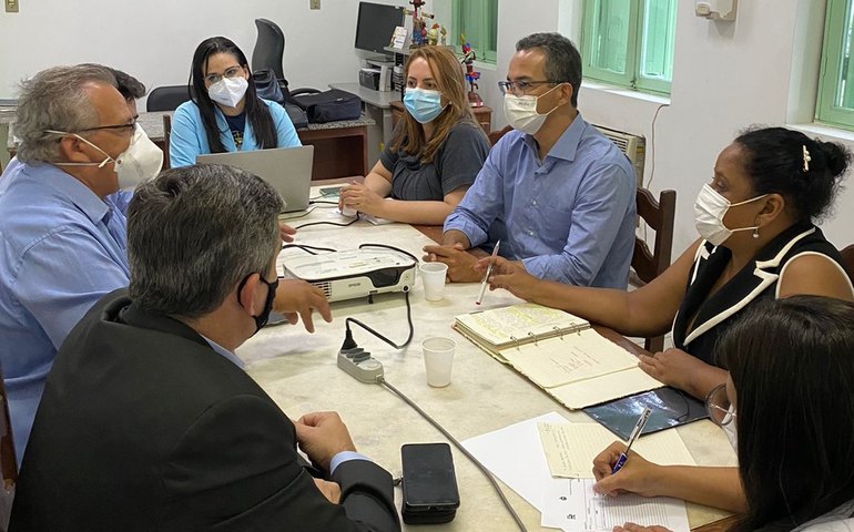Uncisal e Braskem discutem realocação do Hospital Escola Portugal Ramalho