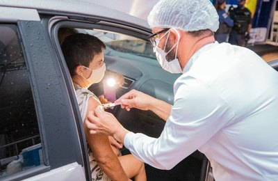 Maceió amplia vacinação para pessoas com 50 e 51 anos; confira calendário