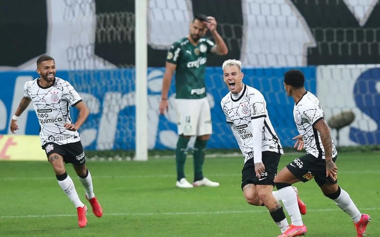 Corinthians, Palmeiras, São Paulo e Santos têm jogadores em fim de contrato que podem sair