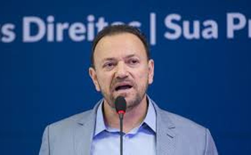 PT está convocando mobilizações em todos os Estados para o 7 de Setembro, diz Edinho Silva