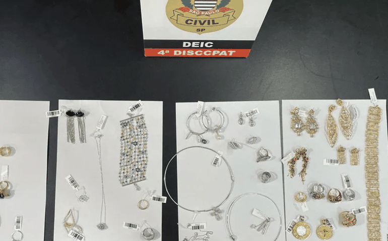 Polícia recupera joias furtadas que seriam vendidas em shopping