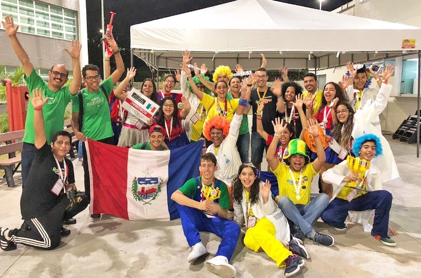 Escolas Sesi/Senai dominam o pódio no Torneio FLL de Robótica