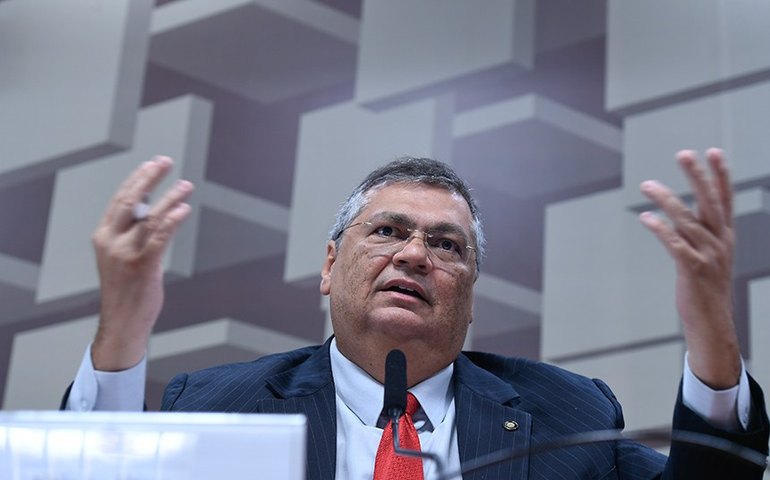 Responsabilidade fiscal é imposição constitucional, afirma Dino em audiência sobre emendas