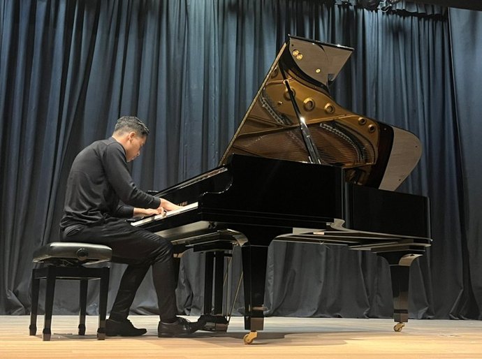 Estudante da Ufal conquista destaque nacional em concurso de piano em São Paulo