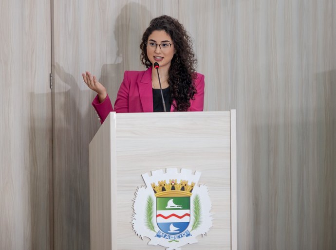 Agosto Feminino: Teca Nelma protocola projetos de lei para mulheres