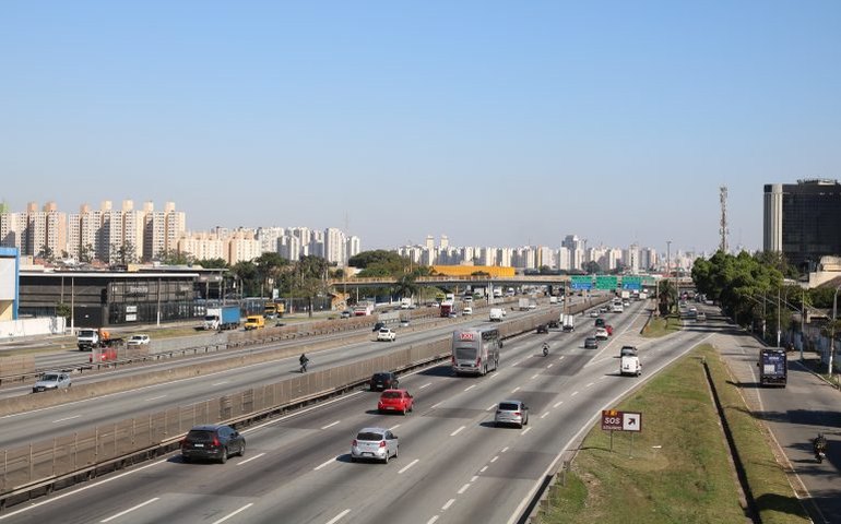 Lei cria licença ambiental especial para acelerar obras estratégicas