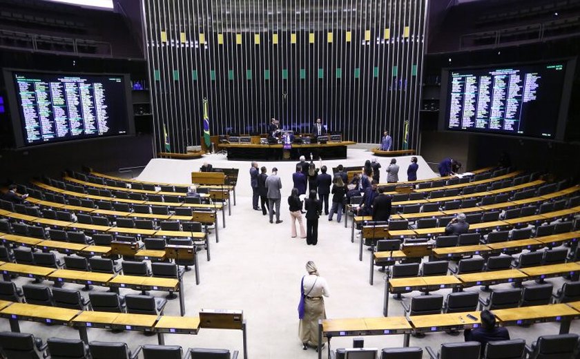 Senado deve votar aumento do número de deputados a menos de uma semana do prazo do STF