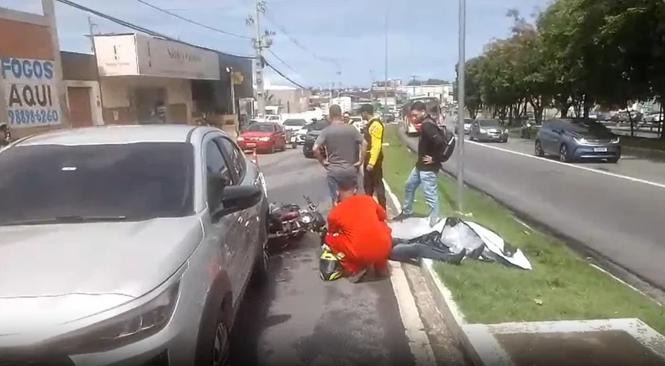 Acidente na Durval de Góes Monteiro. - Foto: Reprodução