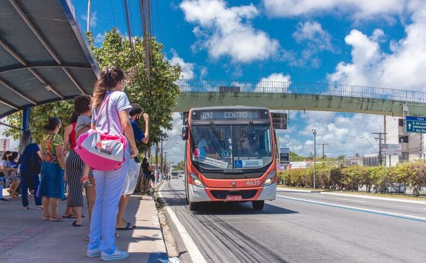 Mulheres podem solicitar o desembarque fora dos pontos de ônibus
