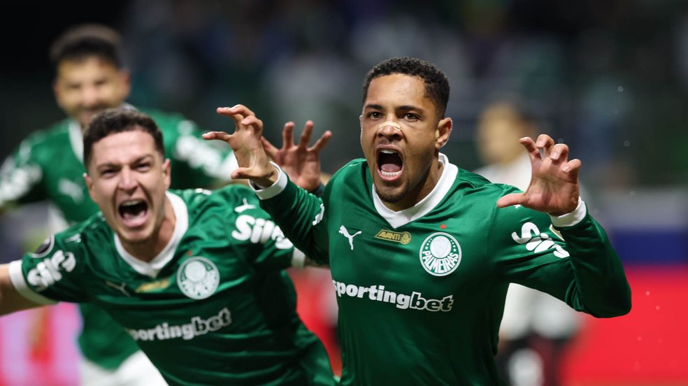 Palmeiras vence River Plate de virada e vai à semifinal da Libertadores