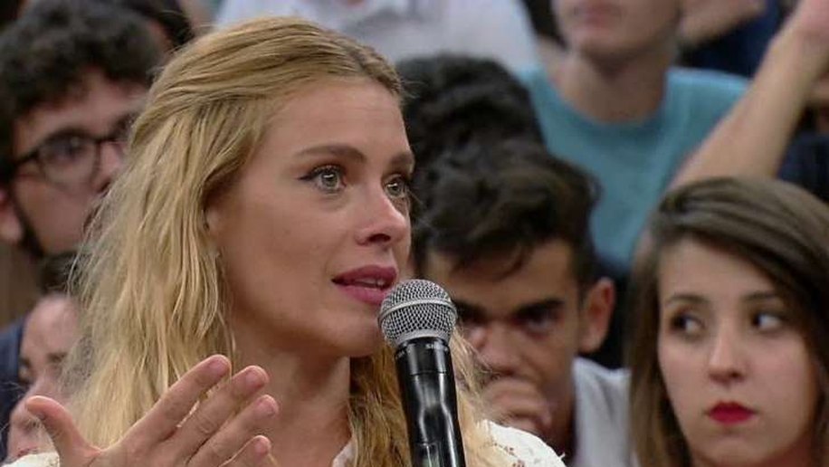 Carolina Dieckmann revela: 'Atores vaidosos não me comovem'