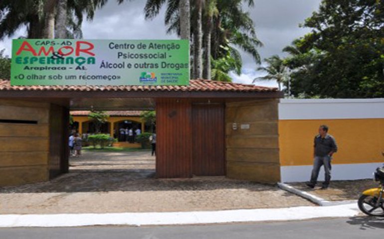 CAPS de Arapiraca é invadido e tem seis aparelhos de ar-condicionado roubados