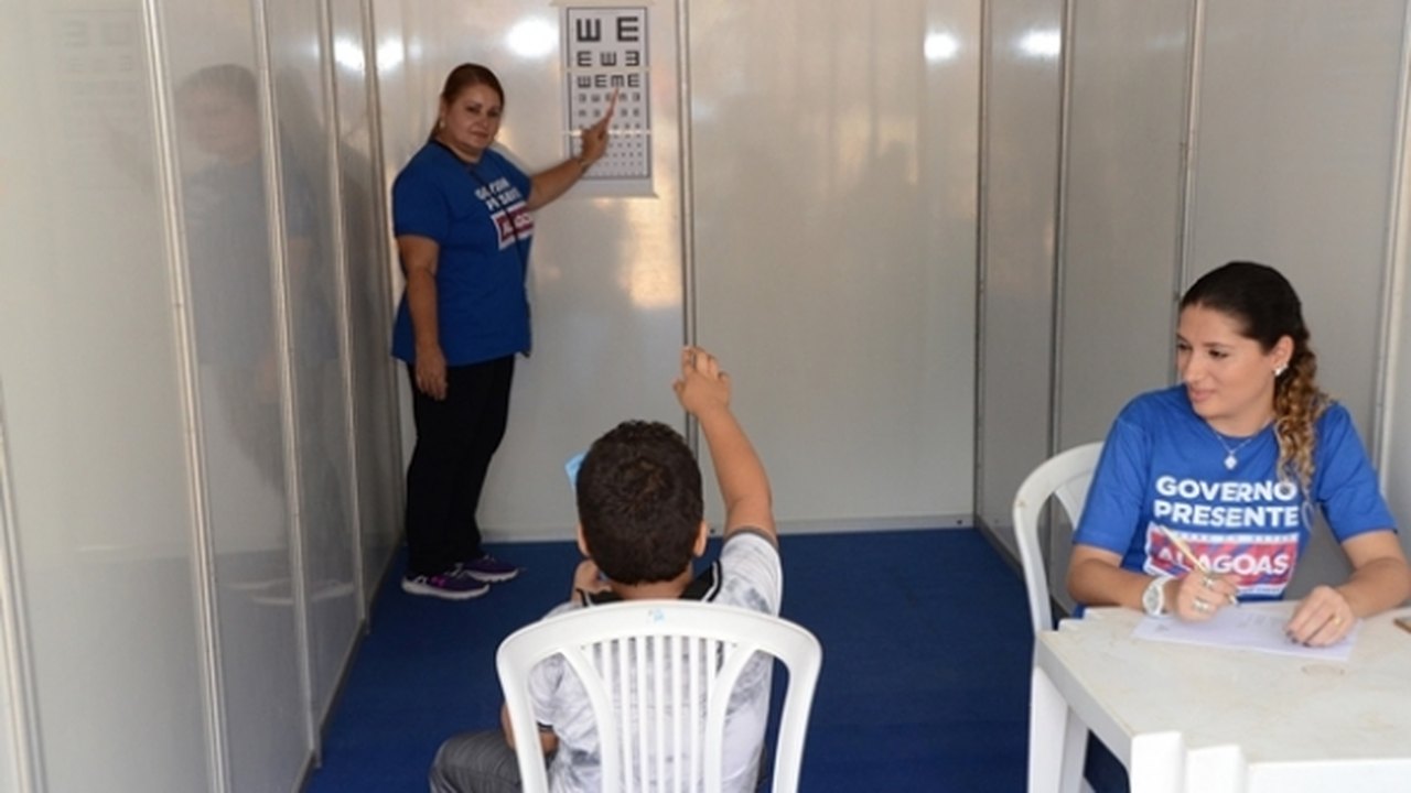 Grota do Iraci recebe Mutirão de Saúde Visual promovido pelo Estado