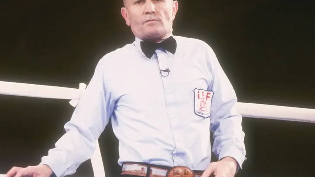 Mills Lane, juiz da luta da mordida entre Tyson x Holyfield, morre aos 86 anos