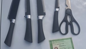 Mulher é presa após cortar cabelo e esfaquear adolescente de 12 anos em União dos Palmares