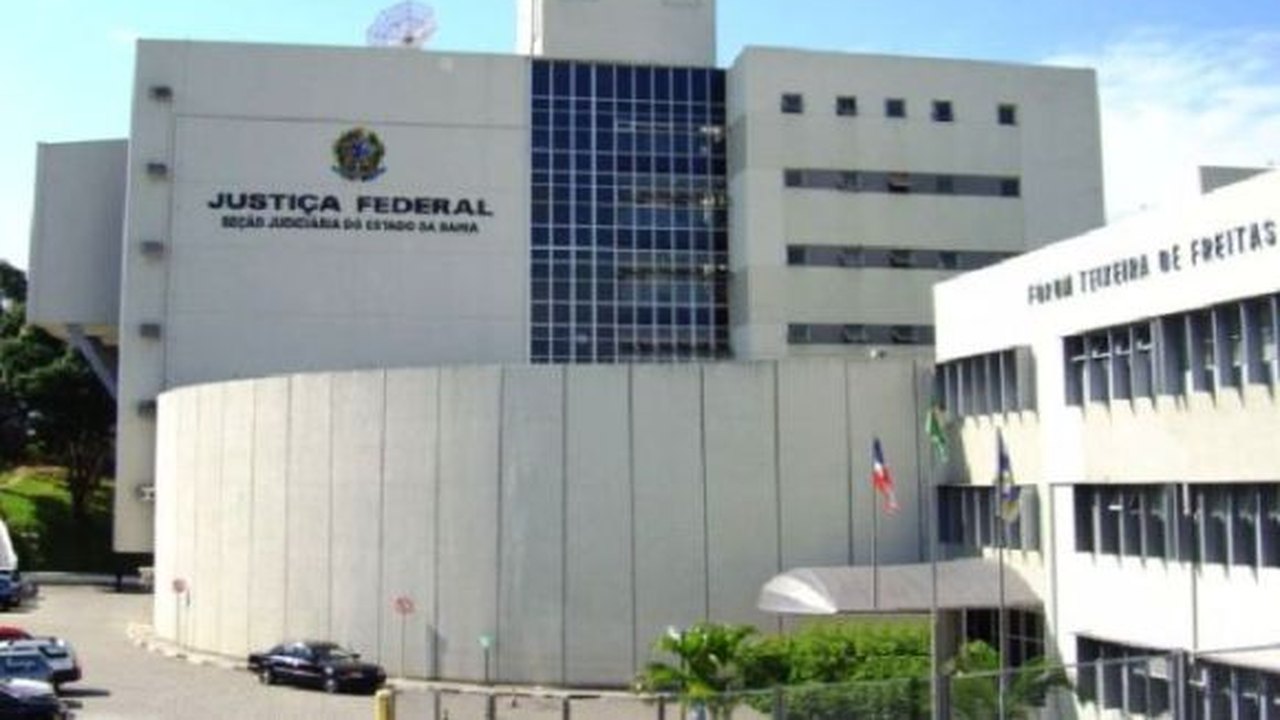 Justiça da Bahia pede extradição ao Brasil de 'senhor das armas'