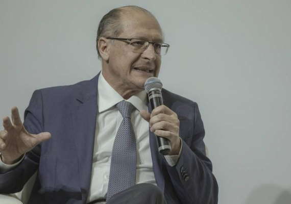 Agro precisa de acordos internacionais para não depender da China, diz Alckmin