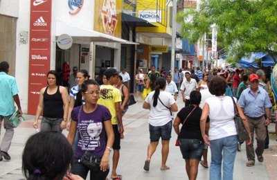 Pesquisa revela que 197 mil estão endividados em Maceió