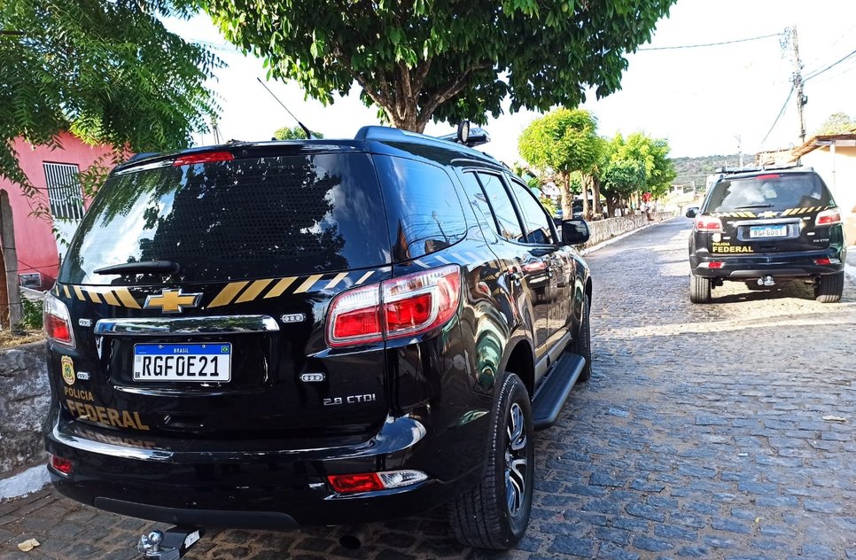 Polícia Federal cumpre mandado contra suspeita de falsificar documentos para obter empréstimo da Caixa em Sergipe