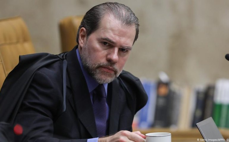 Para Toffoli, Bolsonaro é ‘dúbio’ com democracia