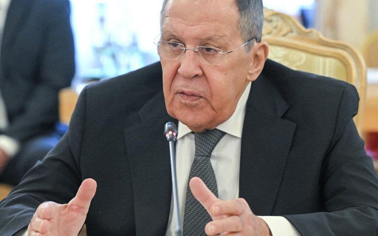 Rússia aceitará qualquer decisão do Irã em relação ao urânio enriquecido, afirma Lavrov