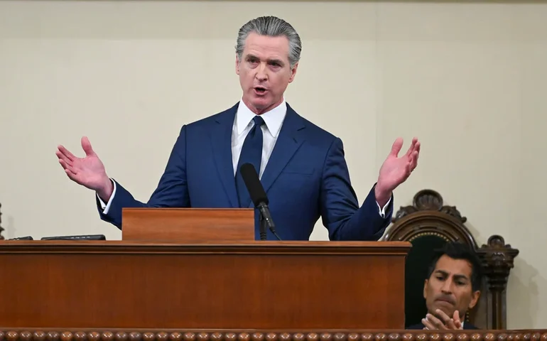 Juízes federais permitem que a Califórnia use o novo mapa da Câmara dos EUA antes da eleição de 2026